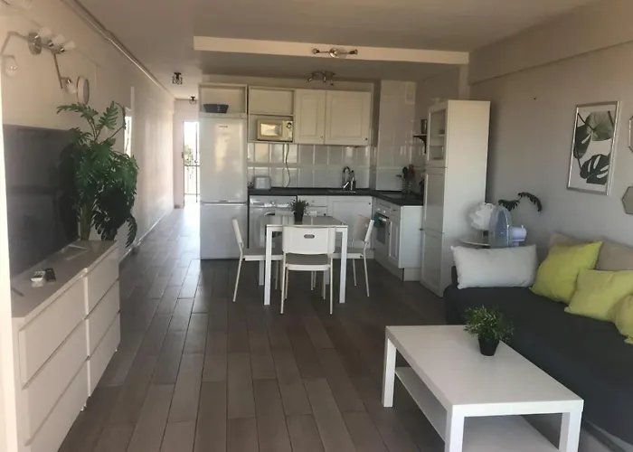 2 Minutos A La Playa Y Piscina- La Carihuela